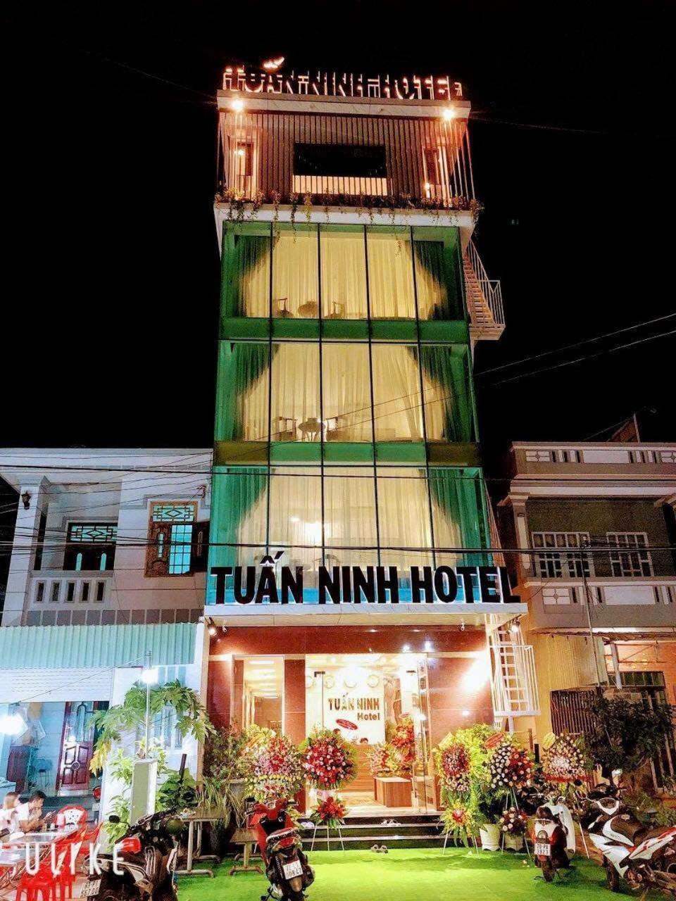 Tuan Ninh Hotel I Chi Khu Co Ong Екстер'єр фото