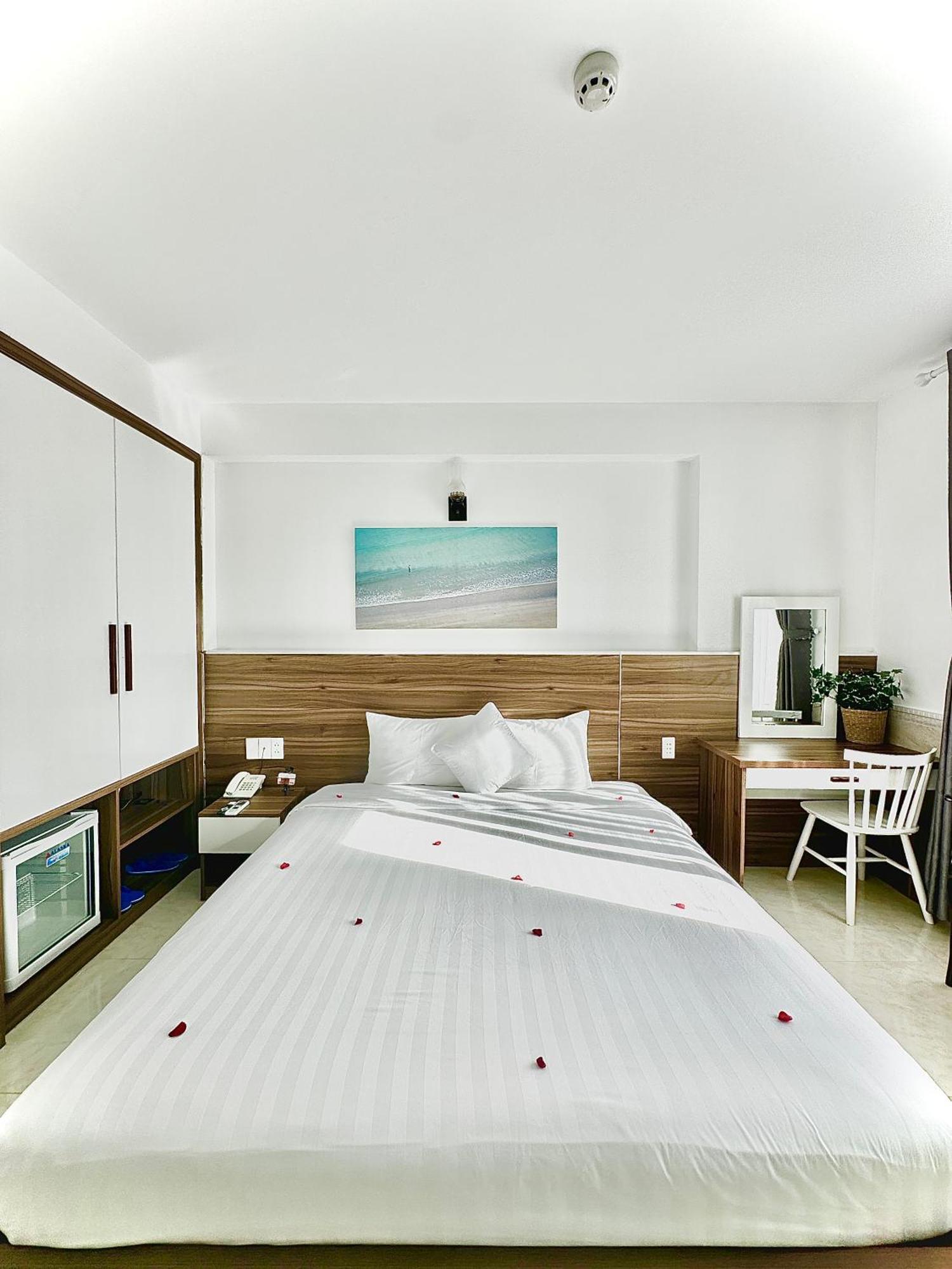 Tuan Ninh Hotel I Chi Khu Co Ong Екстер'єр фото